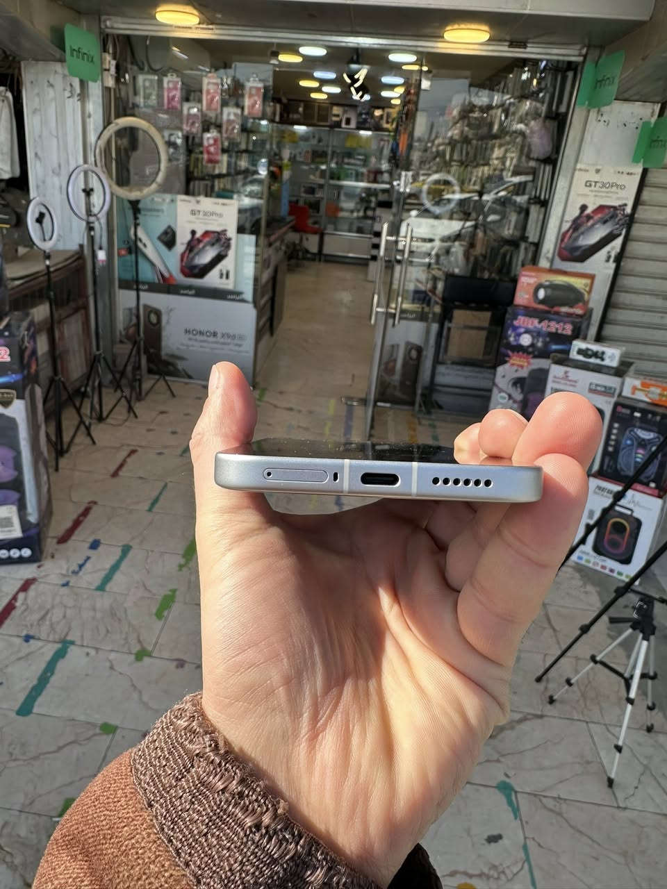 السلام عليكم
Poco F8 Ultra 512GB/16
نظافة ‎%‎
مستعمل شهر واحد
مكفول من التصليح ومن أي خلل
ضمان وكالة ضمان سنة
باكيت وشاحنة أصلية 90 واط
السعر 775 ألف
مكاني بغداد العامرية
***********
