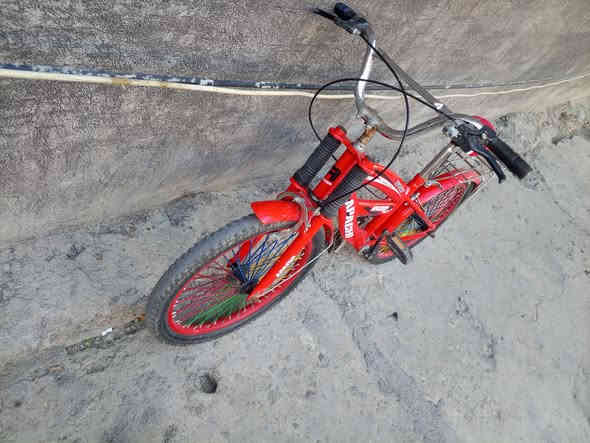 بايسكل ياباني نضيف جدا اومابي اي نقص مكفول للبيع حجم 20 المكان بغداد السيدية السعر 50 اوبي مجال للاتصال على *********** الخط أو على الواتساب
