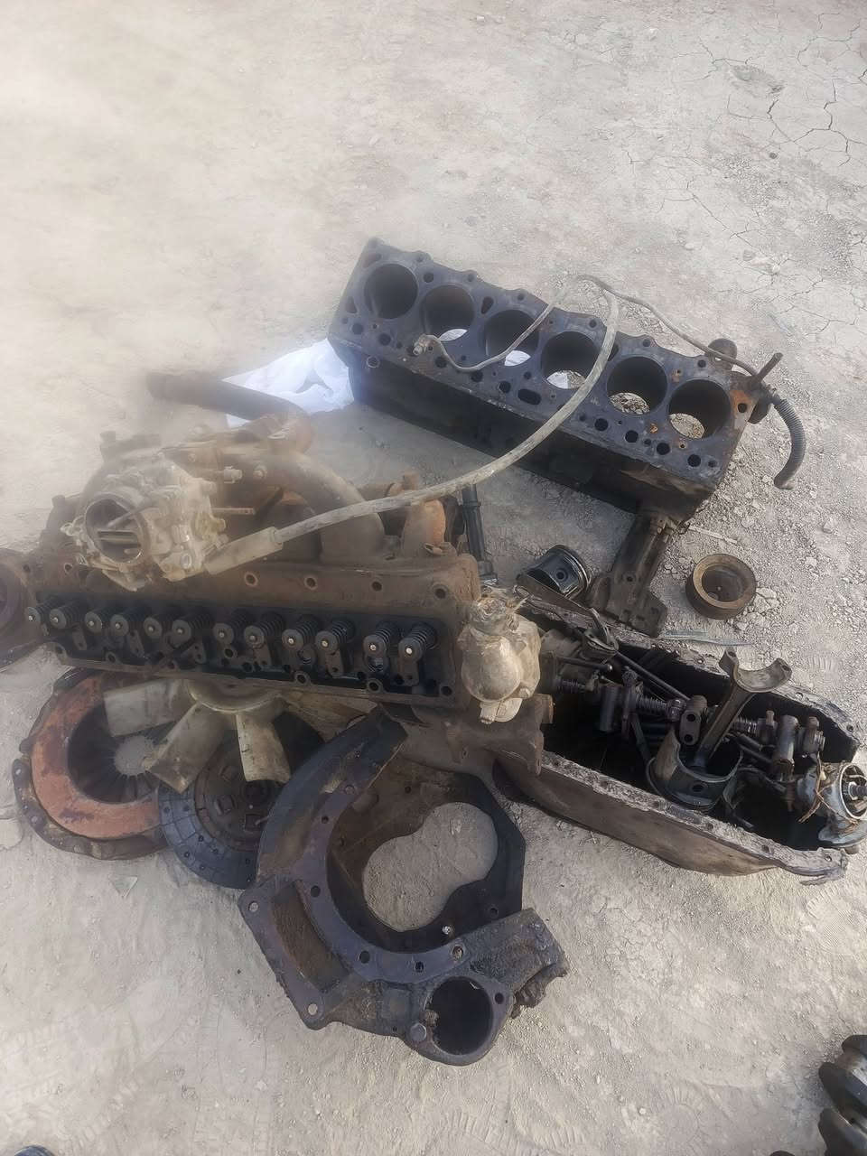 للبيع تواف كلشي شغال ***********
