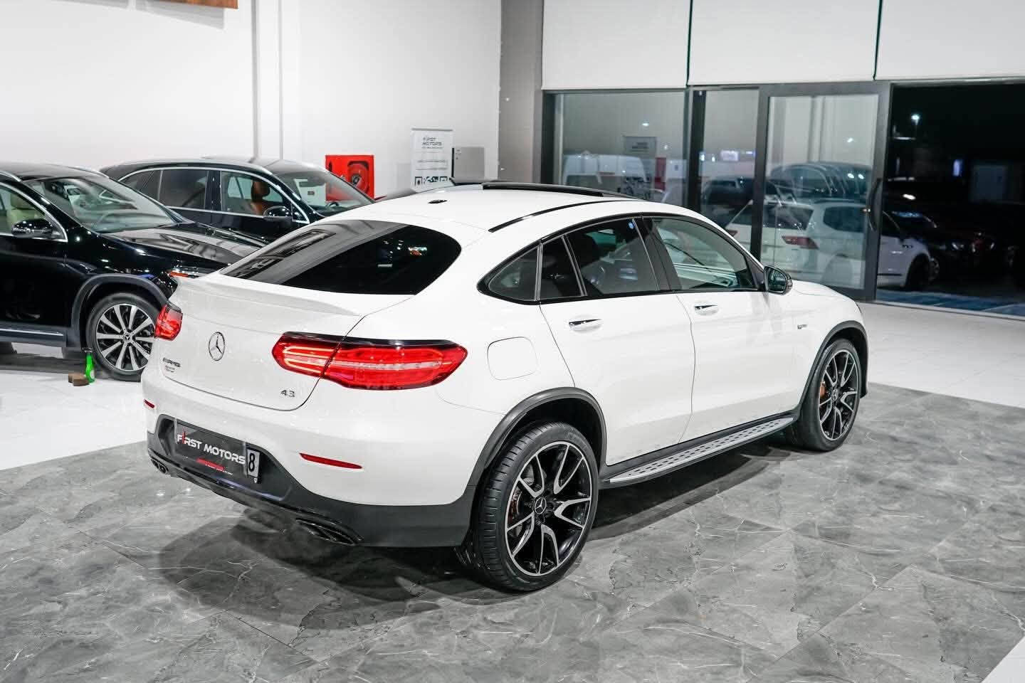 کوردی /عربی 
*********
دروستكراوي :  MERCEDES-BENZ
مۆدێل :   GLC43
ساڵ : 2019
سعر :325.00$ 
بزوێنەر :  V6 3.0T
بگۆری بزوێنەر : automatic 
سوتەمەنی : بنزين   
دۆخ : بەکارهاتوو
ماوەی ڕۆشتوو: 80 mile    
تابلو ئوتومبێل : اربیل   
***********
النوع : MERCEDES-BENZ
المودیل : GLC43 
السنة : 2019 
سعر : 325.00$
المحرك :  V6 3.0
ناقل الحركة: automatic
نوع الوقود : بنزين  
الحالة: المستخدم 
عدد اميال :80 mile      
رقم السیارە:اربیل
**********
***********
***********
عنوان : اربيل ترافك لايت مخمور قريب من معمل بيبسي


**إذا كنت صاحب هذا الإعلان وتريد حذفه لأي سبب، رجاءا أرسل رسالة إلى الدعم الفني**