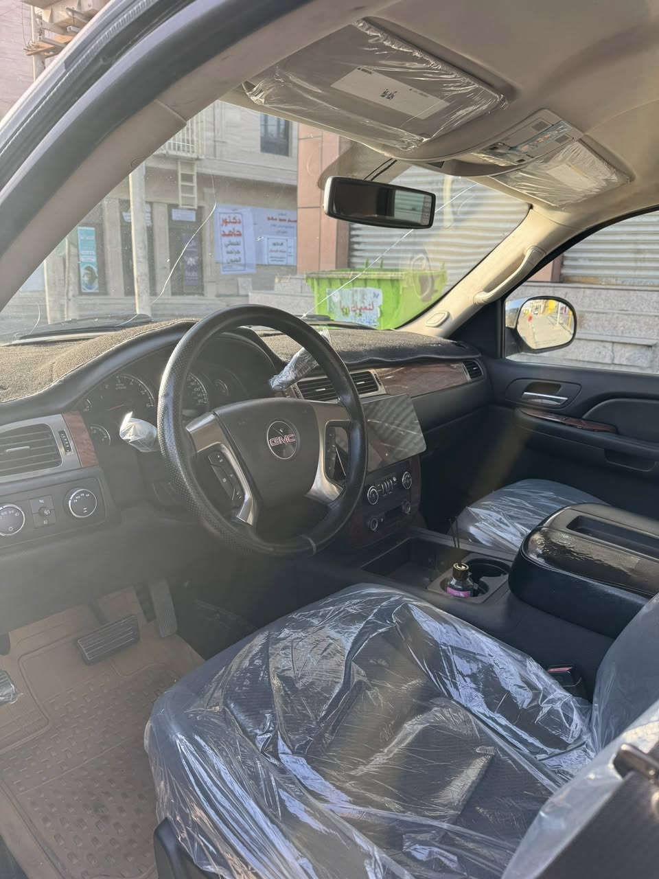 السلام عليكم يوكن موديل 2007  سياره كفاله عامه من ضربه صبغ تحويل ثاني يوم سياره بتره سياره جاهزه من كلشي سعرها 175وبيها مجال بكان سياره بصره رقم هاتف***********
