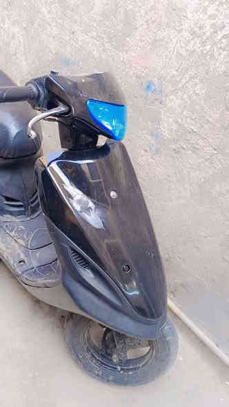 دراجه ماوس كاشما محرك بلادي ما مفتوح دراجه كامله بس عوسه ترتيبات اشاير مكانه بغداد السعر 400 وبيها مجال للشراي رقم الهاتف ***********
