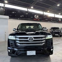 🚙🔥 Toyota Land Cruiser – وكالة SAS  الفخامة والقوة بأسطورة اللاندكروزر...