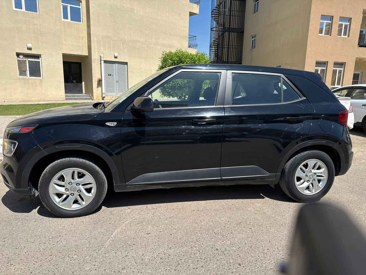 فينو موديل 22 
وارد امريكي 
كير ومكينة وتبريد مكفول 
ماشية 76 الف مايل
موصفات نص فول 
حادثها بجم مواصل لا لغد ولا شواصي
صور الحادث موجودة بالمنشور 
ايرباك راجع سستم
السعر 120
الاستفسار راسلني خاص 
او راسلني واتساب 
***********
