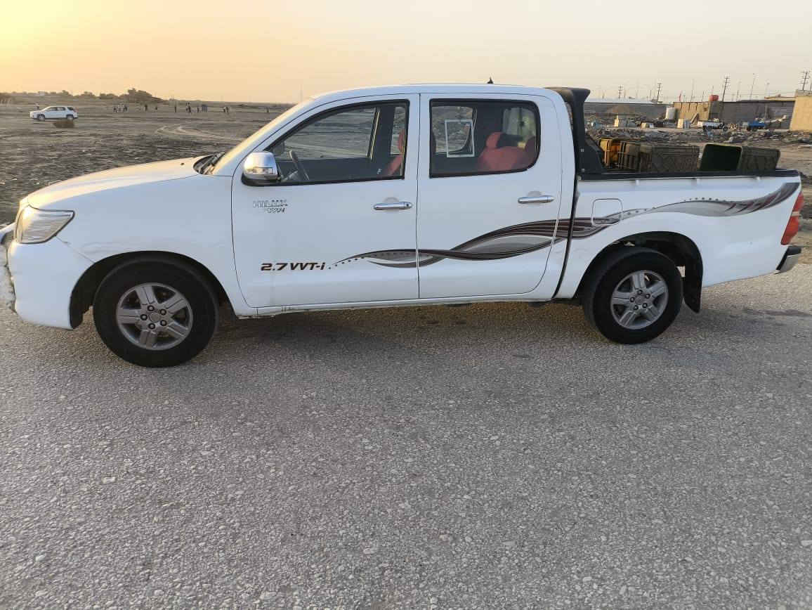 سلام عليكم ١٣ تماتيك رقم بصره مميز السنوية نهايه ٢٧ شاصي ١٩ سياره مكلوبه ومعمره تعمير كلش حلو محرك كفاله محرك وكير وشاصي وحداديه تبريد تخم تاير سياره جاهزه مال عمل كلشي موضح بل منشور وسعر ١٤٣ ماكو هيج سعر مكان ناصريه قضاء البطحاء ***********
