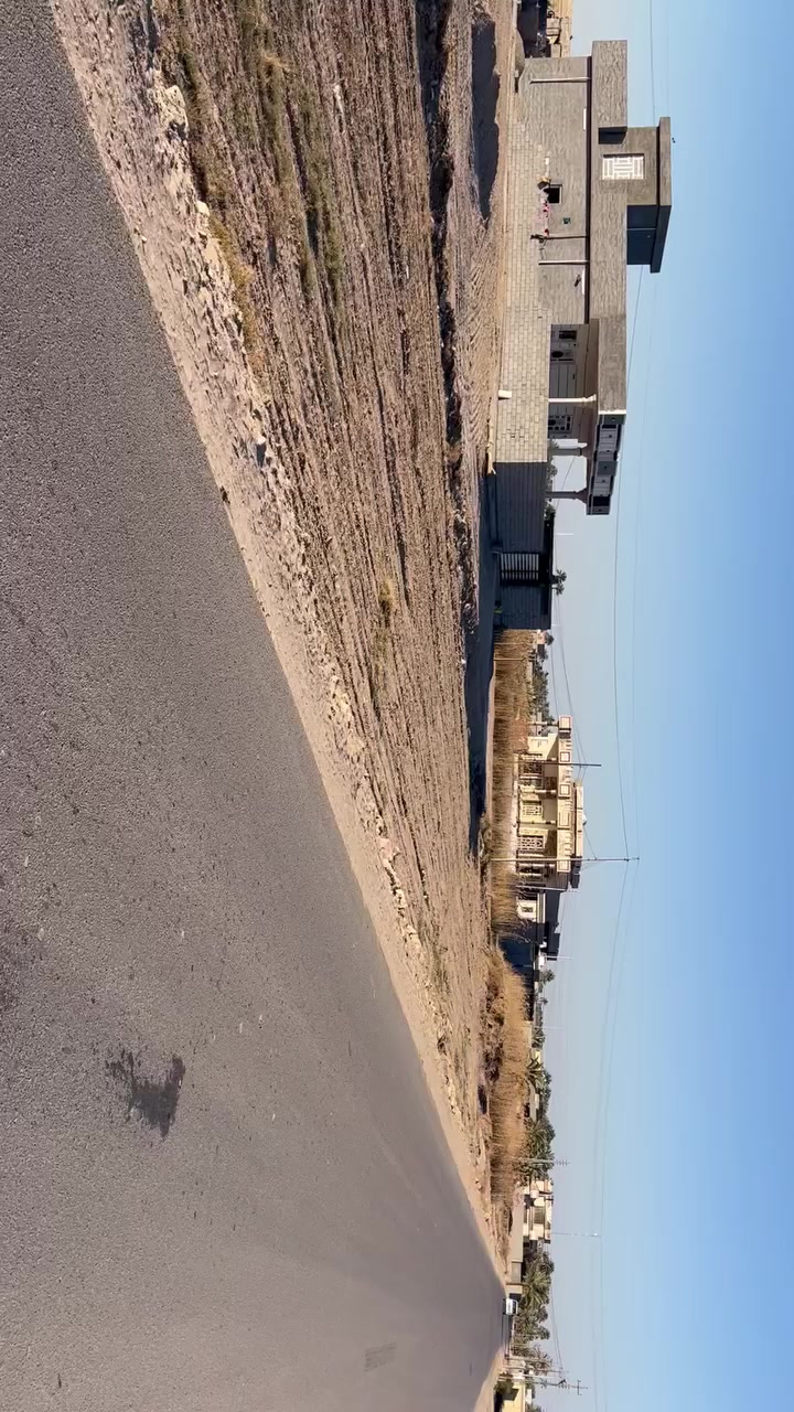 ٧٠٠ متر للبيع ع التبليط طابو زراعي مقابيل المدرسه الشهابي الثالثه ***********
***********
