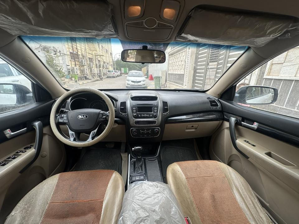 السلام عليكم
واسط- كوت 

كيا سورنتو 

2014 خليجي 

4 سلندر 7 راكب 

ماشيه 116 الف 

للأستفسار اكثر 

واتساب أو أتصال 

***********
