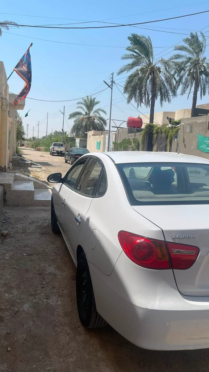السلام عليكم
النترا موديل 11 خليجي 1600 رقم اربيل الدولي سنويه ل 30 

مكينه كير حداده تخم تاير تبريد ثلج السياره جاهزه

بيها 3 قطع رش بدون قطرة معجون

السعر 95 وبيها مجال قليل مكان السياره ميسان الجمعيات

***********

