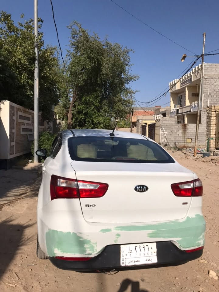 السلام عليكم كيا ريو بيها مكانات صبغ بدون دواخل السعر72وبيها مجال رقم بغداد تحويل رقم التلفون ***********
