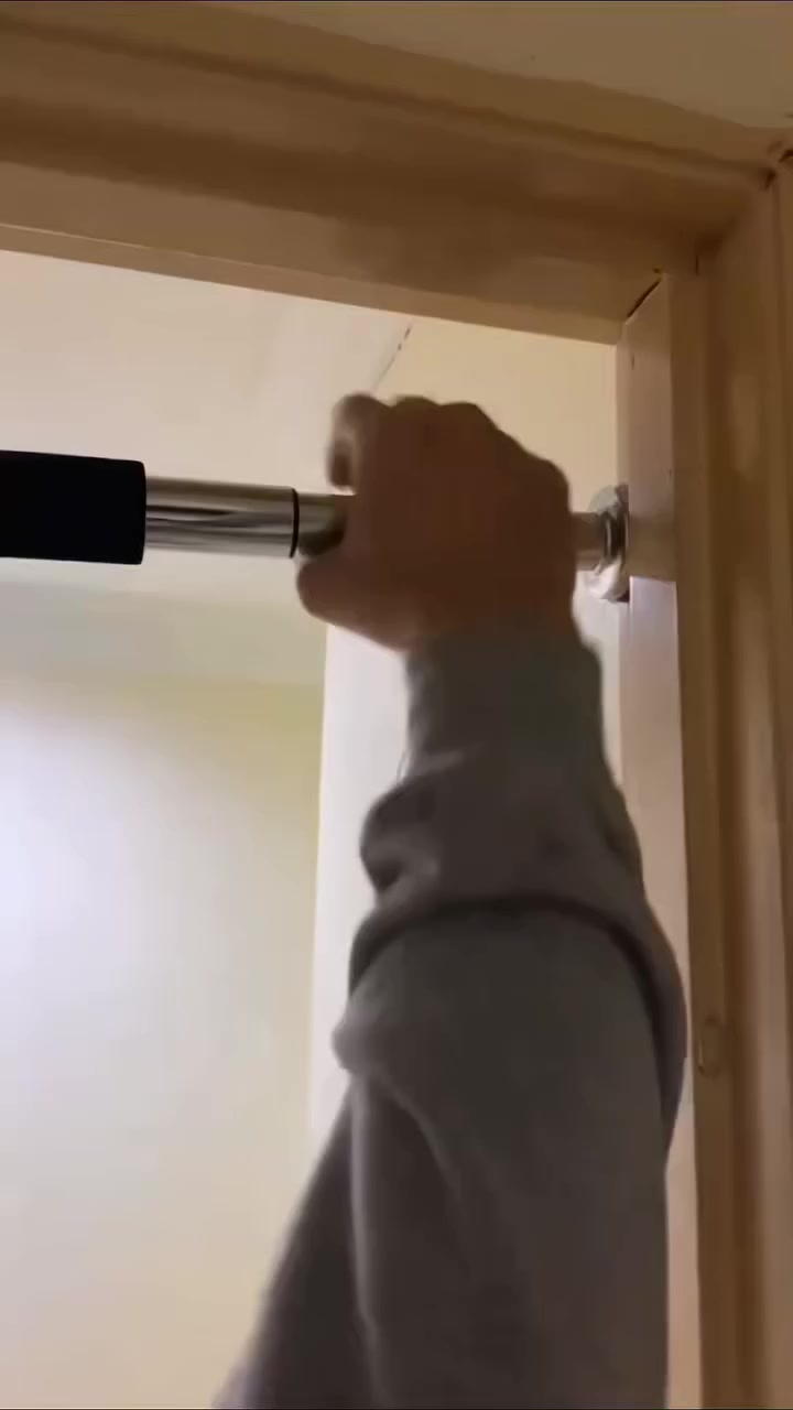 السعر 17 ألف والتوصيل مجاني 🔥
💪🏠 بار تمارين منزلي يثبت على الباب لشد الجسم وتمارين التمدد 🏋️‍♂️
مقابض إسفنجية مريحة وقابل للتمديد ليناسب أبواب 80–130 سم 🔧
مثالي للتمارين المنزلية الخفيفة قبل أو بعد الرياضة 💥
اطلب الآن 
https://rolemall.com/?strung=x1ptJYMgootquality12412

#تمارين #رياضة #لياقة #تمارين_منزلية #عقلة #تمرين_في_البيت #تقوية_العضلات #صدر #ظهر #ذراعين #fitness #home_workout #workout #gym #bodyweight #pullup #pushup #health #motivation #sport #معدات_رياضية #تسوق #تسوق_اونلاين #عرض #توصيل_مجاني #الدفع_عند_الاستلام #منتجات_رياضية #viral #trending #fyp 💪


**إذا كنت صاحب هذا الإعلان وتريد حذفه لأي سبب، رجاءا أرسل رسالة إلى الدعم الفني**