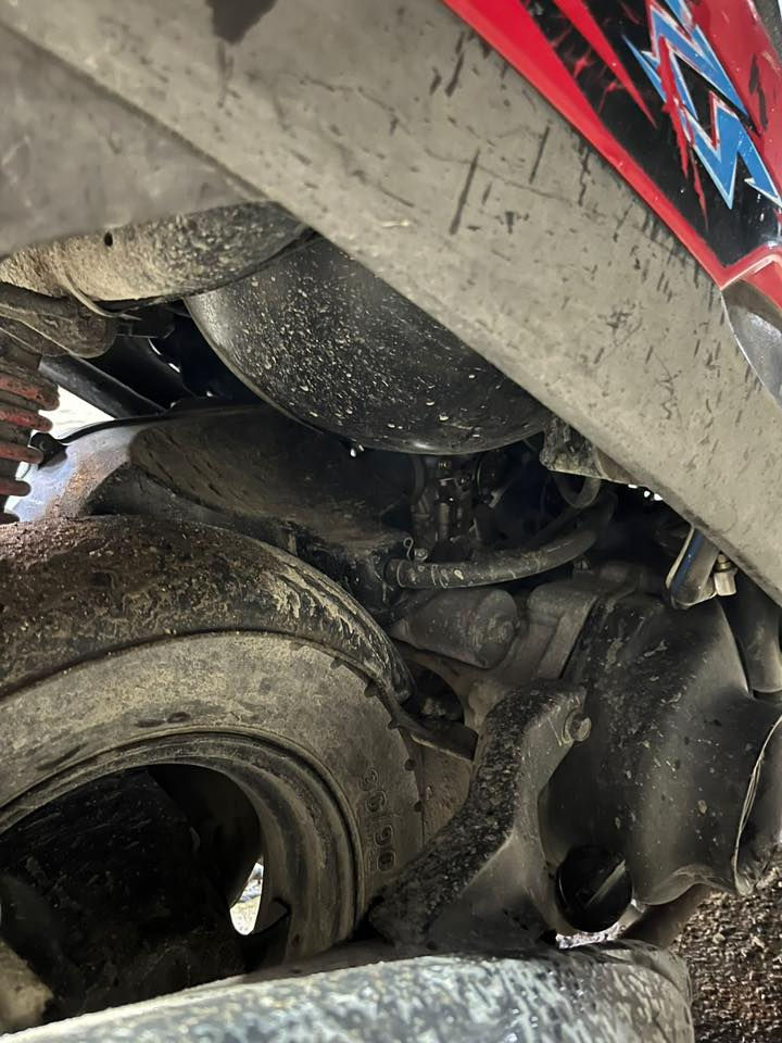 سلام عليكم 
ماكس عدله بوشه 49بلادي مكينه مامفتوحه ناعمه خرسه نكره سلف كهربائيات كله شغاله كفرات مختمه ختم واحد اتصال ☎️ ***********
