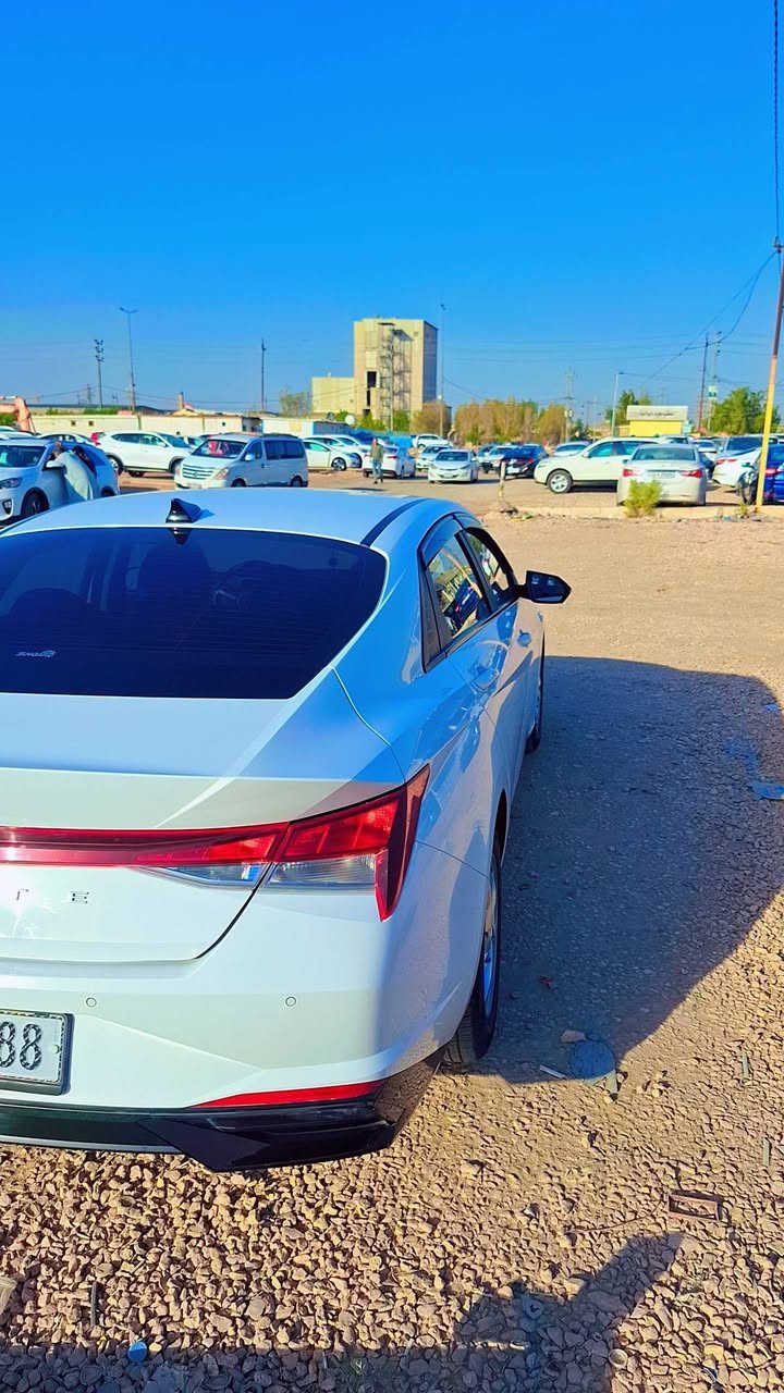 السلام عليكم 
 افانتي ٢٠٢٣ وارد كوري غاز بلادي حادث تبديل بنيد وبيهه قطع كلير من كوريا بدون دواخل السياره جديده وما ناقصهه شي تخم تاير حداديه جديده 
للتواصل    السعر ١٣٠ 
***********
