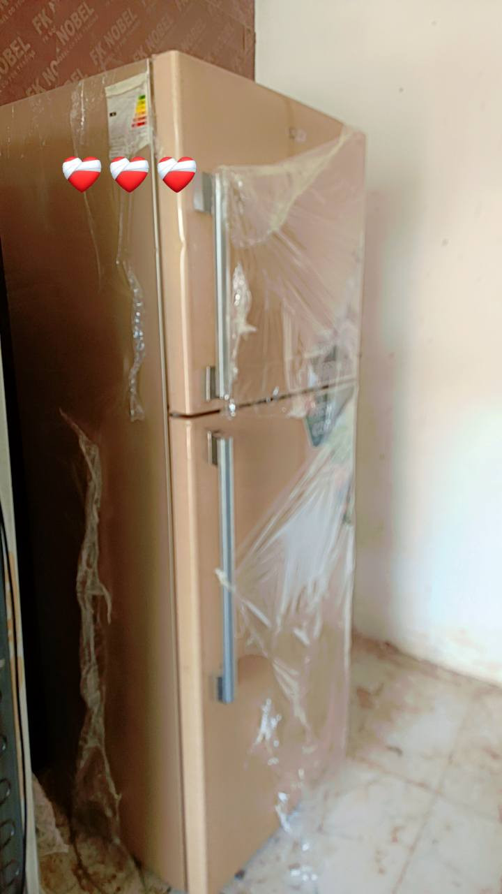 ثلاجات للبيع باله جديد  جميع الاحجام ويوجد صيانه شرط ضمان  غسلات  ثلاجات  مجمدات  ونشتري جميع  مكيفات ولسبالت  ***********
