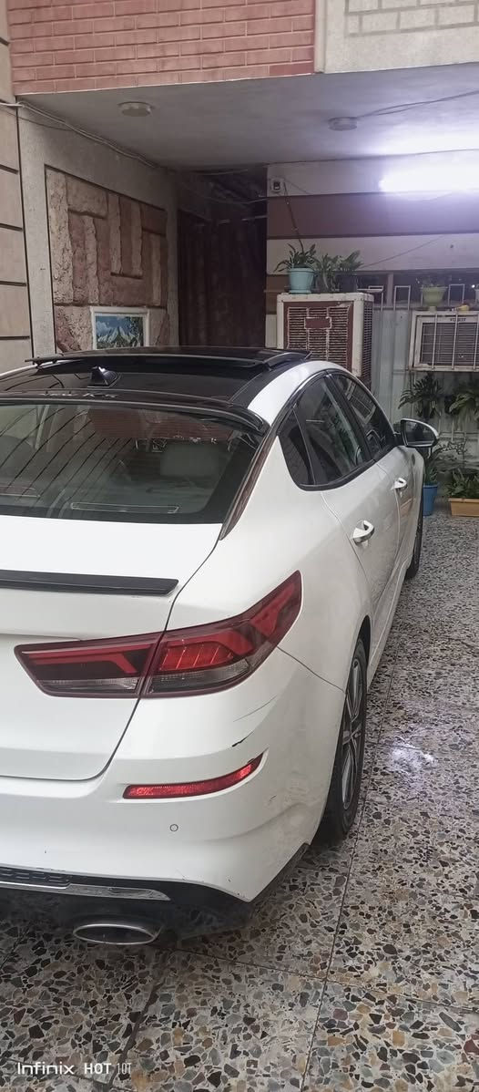 السلام عليكم
كيا اوبتما 2019للبيع 
فئة Ex1600تيربو امريكي 
بيهة قطعتين  جاملغ وبنيد 
فول مواصفات كلشي بيهة 
كشنات تتفئة وتبريد 
ستيرن تتفئة 
بانوراما 
بصمة 
كشنات خزن ميموري 
شاشة كبيرة 
رادار امامي  
حساسات خلفية كامرة 

لد دشبول وبيبان بلاد 
هند بريك بصمة 
هند بريك اتو  
كير ثلاث وضعيات  
تحكم سترين جهتين  كشنات جلد  سيارة بيهة هواي مواصفات  
سعر143مع مجال بصيط 
مكاني بغداد حي الجوادين الاستفسار على الرقم ***********
