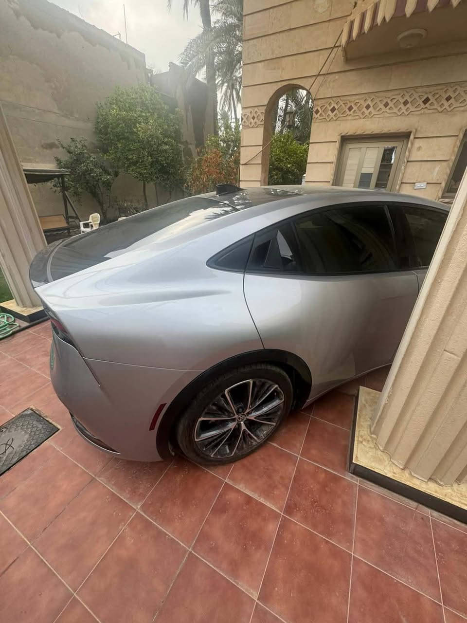 السلام عليكم للبيع هاي السياره موديل 24 السعر190للستفسار الاتصال على الرقم اخوان اني
مكلف بلنشر اتصلو علرقم ***********
