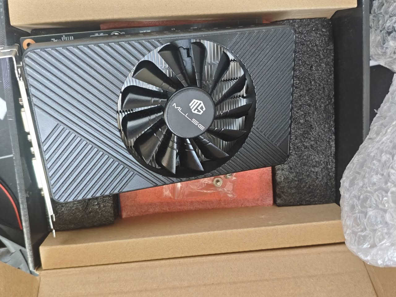 سلام عليكم 
كارت شاشة جديد شركة MLLSE
ddr5
4g قابل لي الزيادة
السعر 70 الف


**إذا كنت صاحب هذا الإعلان وتريد حذفه لأي سبب، رجاءا أرسل رسالة إلى الدعم الفني**