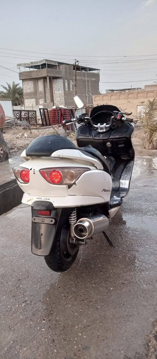 سلام عليكم دراجه 08 الابيع سعر ٦٠٠ وبيه مجال مكان بصره كرنه ***********
