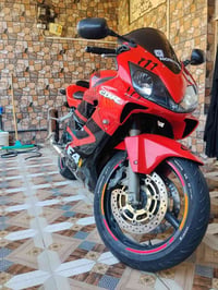 بطح افوراي • ٦٠٠ • وارد امريكي