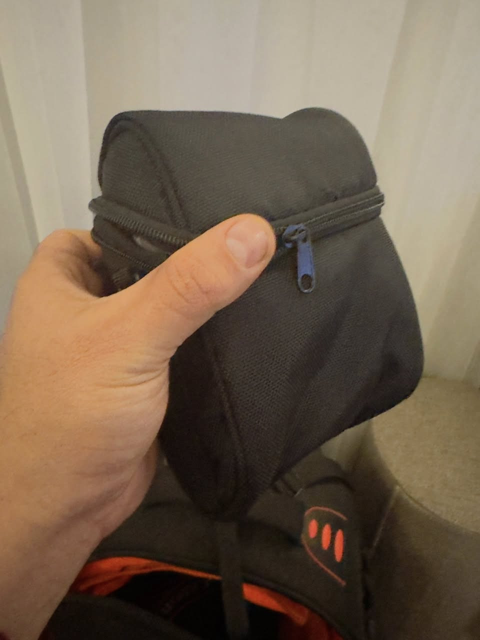 كانون 90D استخدام قليل جدا مع الملحقات
التواصل خاص او ***********
