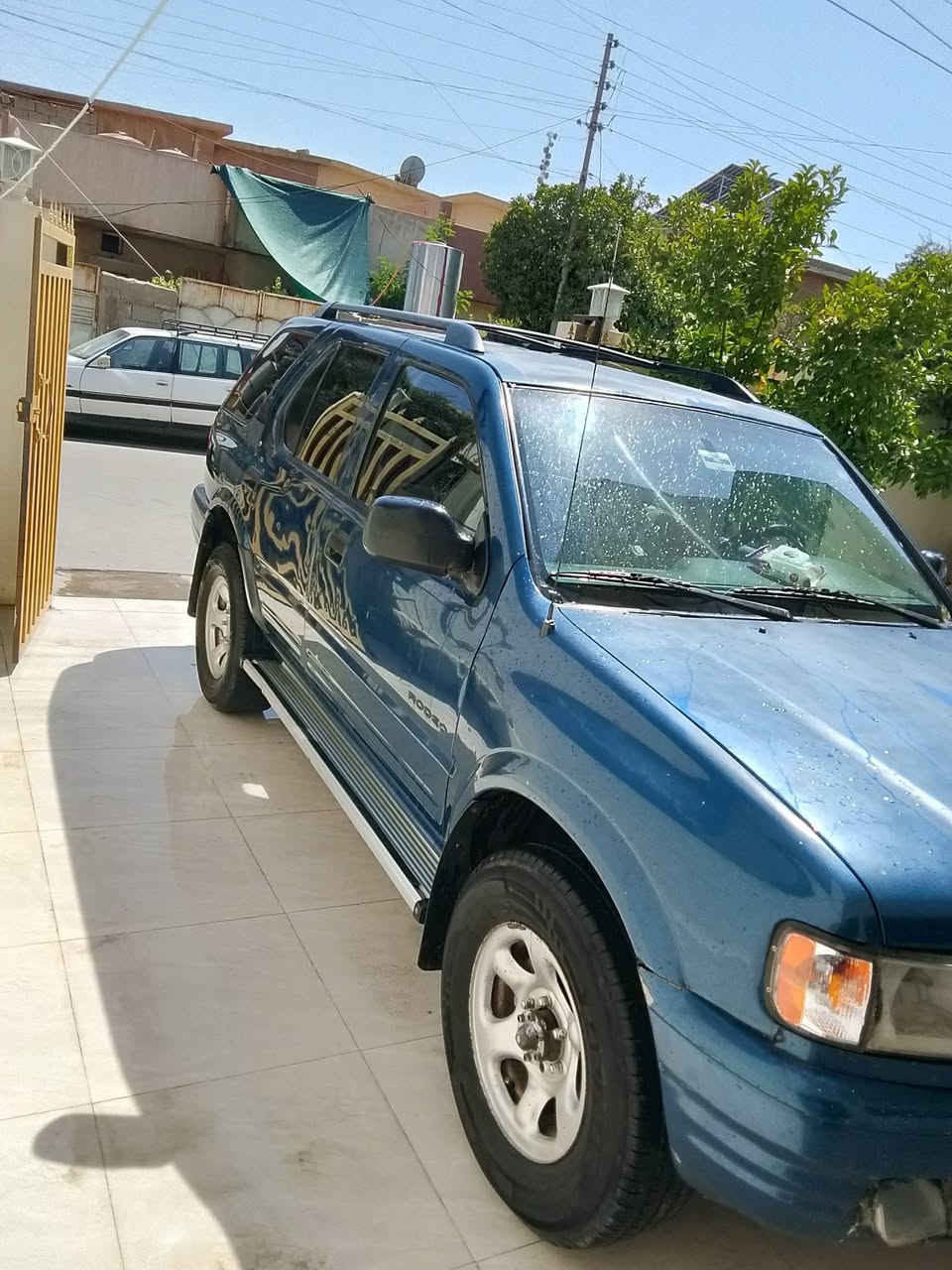 سلام عليكم سياره للبيع ازوزه روديو موديل2001
رقم اربيل جديد كير ومحرك VVTi بالشرط تبريد شغال تدفئه شغال السعر 60 بيها مجال العنوان كركوك ***********     ***********
