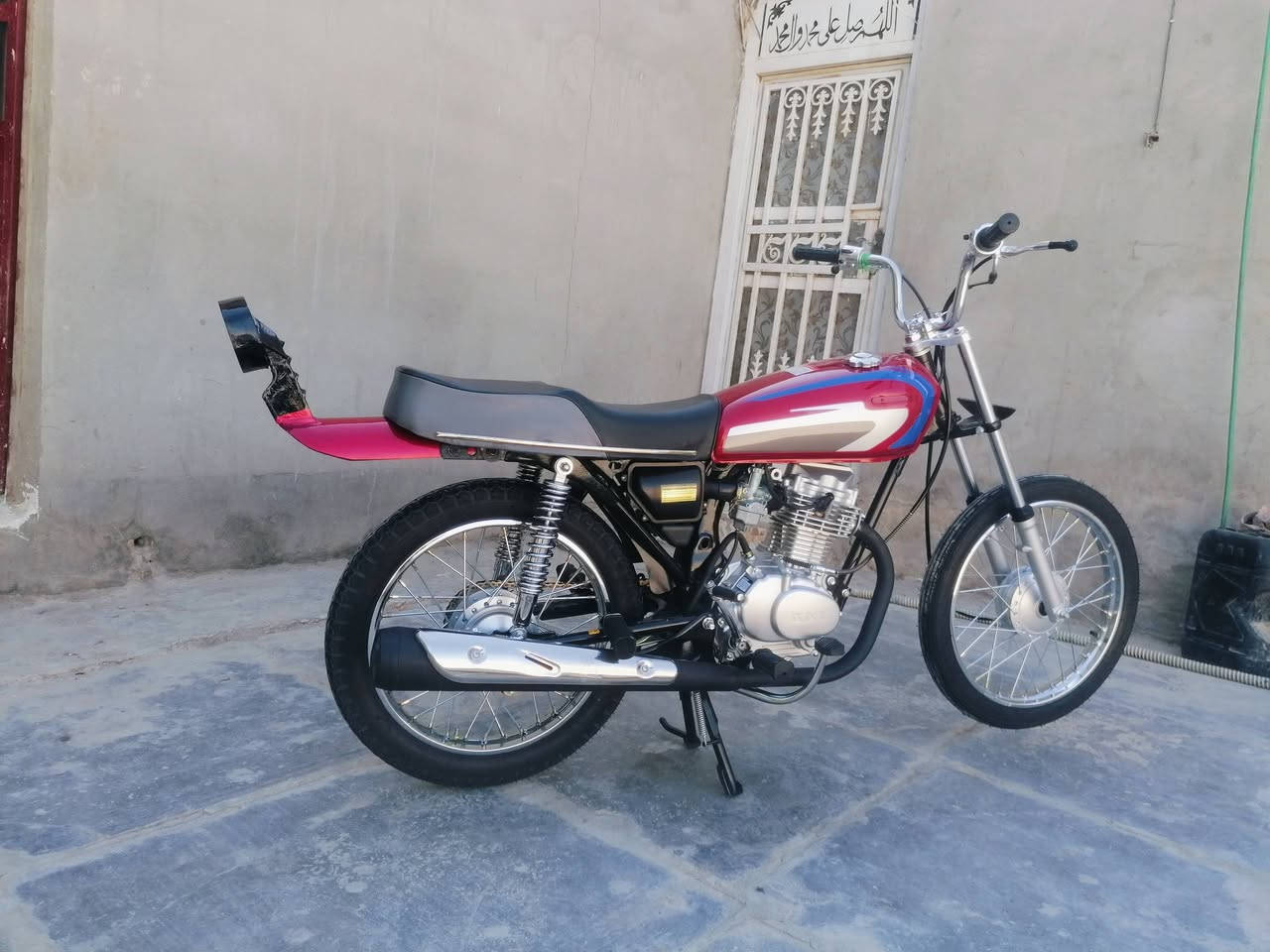 سلام عليكم  دراجه تعمير جديد تفيلس مافيلسه شاصي 21نامه شلامجه وكيل نوار لسعر مليون وبيه مجال لمو شراي لا يراسل فدوة اروحلكم💞


**إذا كنت صاحب هذا الإعلان وتريد حذفه لأي سبب، رجاءا أرسل رسالة إلى الدعم الفني**