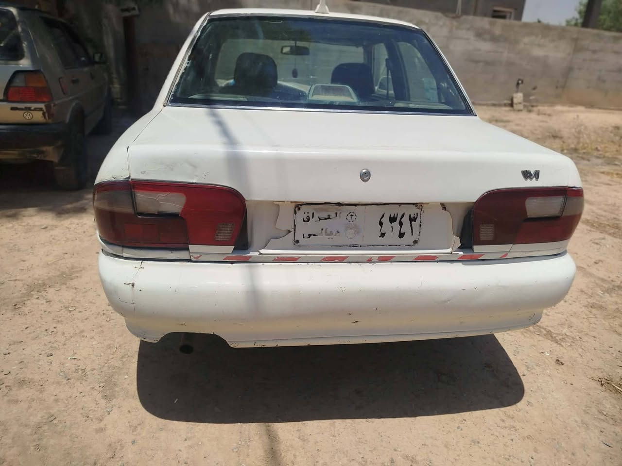 ابروتون موديل ٢٠٠٢ مطلوب شرط وكاله كير محرك صدر تاير كل شرط للبيع السعر ١٩ مكان السياره كركوك ***********
