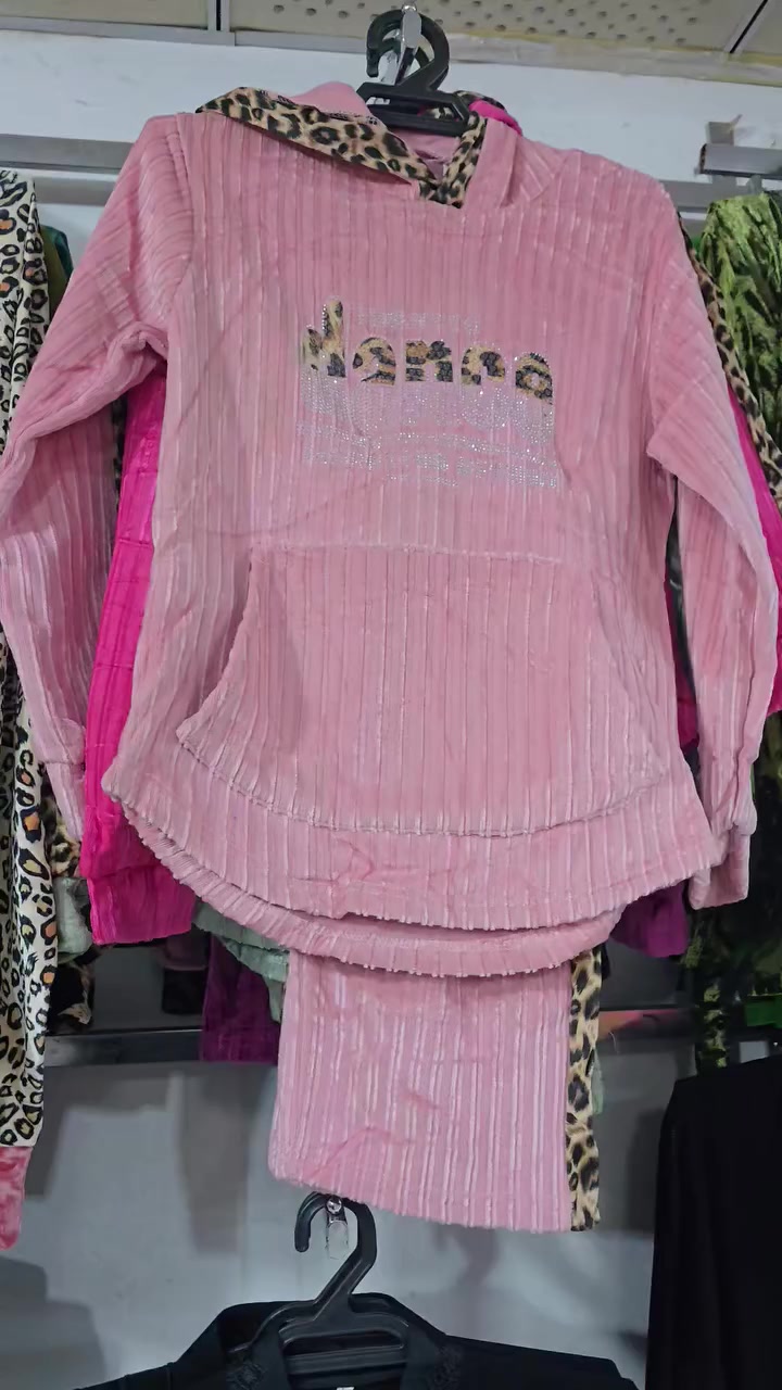 السعر 7.000

عرررض جوة السوك 

العنوان  واسط منطقة زويريجات مجاور باربي للجمال شارع السيد الشهيد 
#ملابس #اطفال #تجهيزات_رضع #واسط #العراق 
#شالات #سليبر #أحذية #هاينك #تراك_نسائي 
#شال #ملابس_اطفال #شتاء #شتوي #واسط #الكوت
#بنات #شباب #اقدام #جاروب #تنزيلات


**إذا كنت صاحب هذا الإعلان وتريد حذفه لأي سبب، رجاءا أرسل رسالة إلى الدعم الفني**