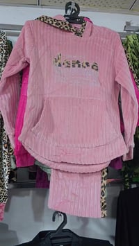 ملابس أطفال • زويريجات واسط • جوة السوك