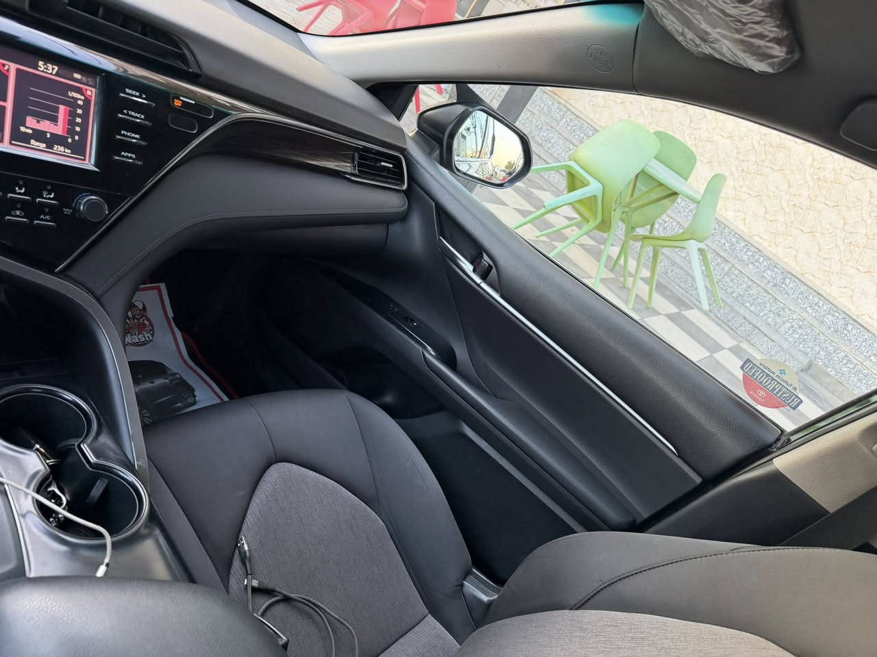 السلام عليكم كامري  موصفات بصمه فقط كشن كهرباء موديل 19 ضرر جاملغ سرقه بدون دواخل ولايرباك السعر 175مكان السياره فلوجه هاتف ***********
