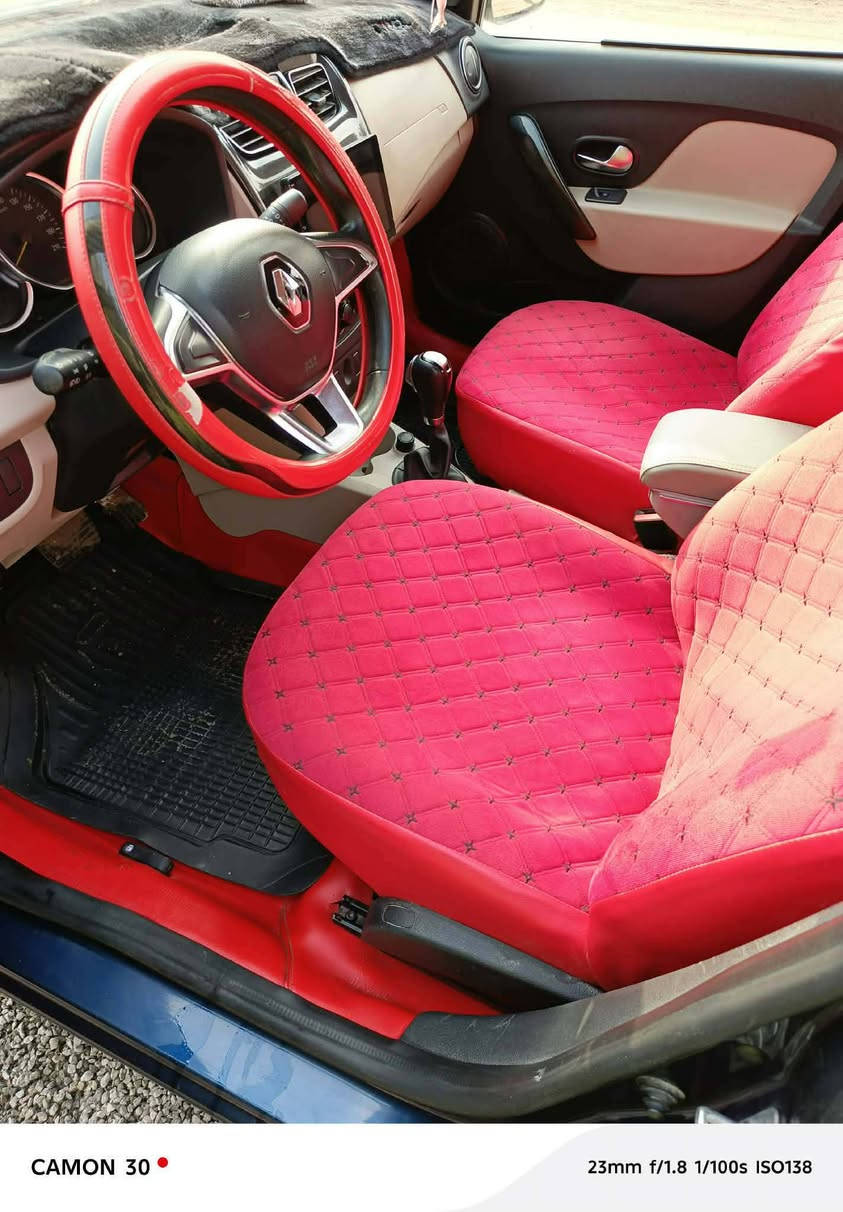 السلام عليكم سياره رينو للبيع موديل 2019 السيارة جديده ماشيه 55الف السيارة بيه حالوب  خفيف جدا السعر 60ورقة وإذ اكو مروس بسيارة كوري اروس ***********
