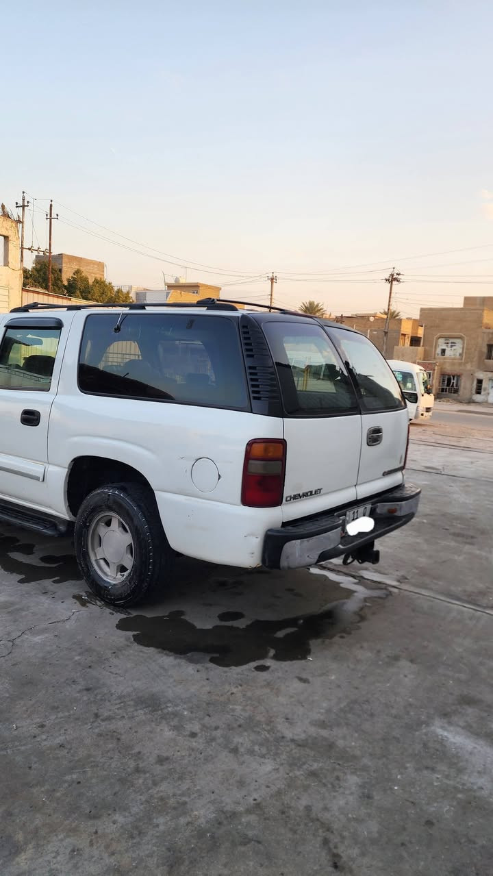 السلام عليكم شوفرليت  تاهو خصوصي باسمي رقم بغداد 2001للبيع اصل اسود مصبغوه ابيض للاجره سابقآ سياره محولها باسمي   تحويل ثاني يوم  مكينه وگير شرط مكينه  5و300 كير 700 تبريد ثلج تدفأ شغاله تخم تاير نضيف 
تخم مازدات حداديه عله ايدي ماعايزها اي شي  بيها  طخه بسيطه  بالجوملغ امبينها بالصور  مكاني بغداد الشعب للاستفسار  اكثر اتصل رقم الهاتف ***********
