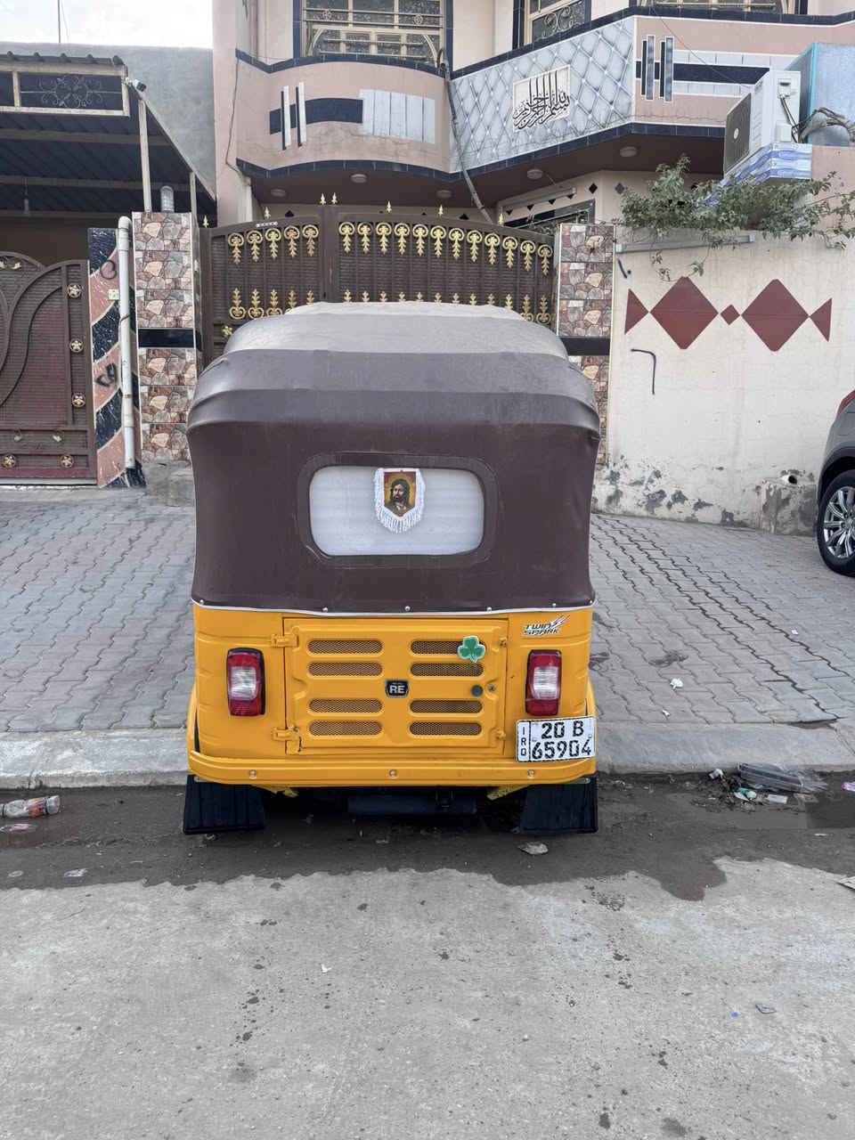 التفاصيل مكتوبه وداخل الفيديو اقراهن وشوفه يلا تتصل مو تتصل وتكلي شبيها
يابه السلام عليكم تكتك 2018 شهر ١٢ يوم ٣٠  يعني 2019 مرقمة لوحة وسنوية انكليزي (هزة جديدة )  مكينة مال 20 تكتك كامله مكمله من كل نقص معمرة تعمير عام من الطول للطول راجعة جديدة شرط تراي زيرو تكتك خير من الله اي نقص مابيها كبل للشارع مكاني ديالى بعقوبة شارع جرف الملح شراي اتصل ممتواجد خاص*********** السعر 5300 وبيها مجال
