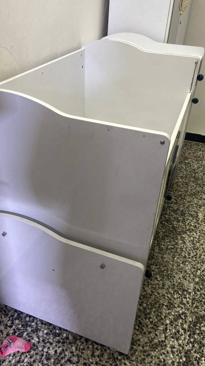 سرير وكنتور  للبيع بنات يكفي لحد 5 سنوات نظيفات جدا السعر خاص ومناسب العنوان الزعفرانيه


**إذا كنت صاحب هذا الإعلان وتريد حذفه لأي سبب، رجاءا أرسل رسالة إلى الدعم الفني**