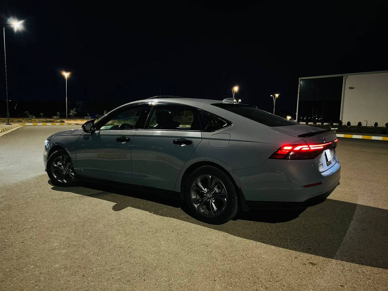 Honda Accord Hybrid 2023 Sport-L
هوندا اكورد هايبرد سبورت الشكل الجديد كُلياً 2023

موديل 2023

السياره مستعجل ع بيعها

وارد امريكي 🇺🇸

للبيع فقط للاستفسار الاتصال على الرقم ***********
