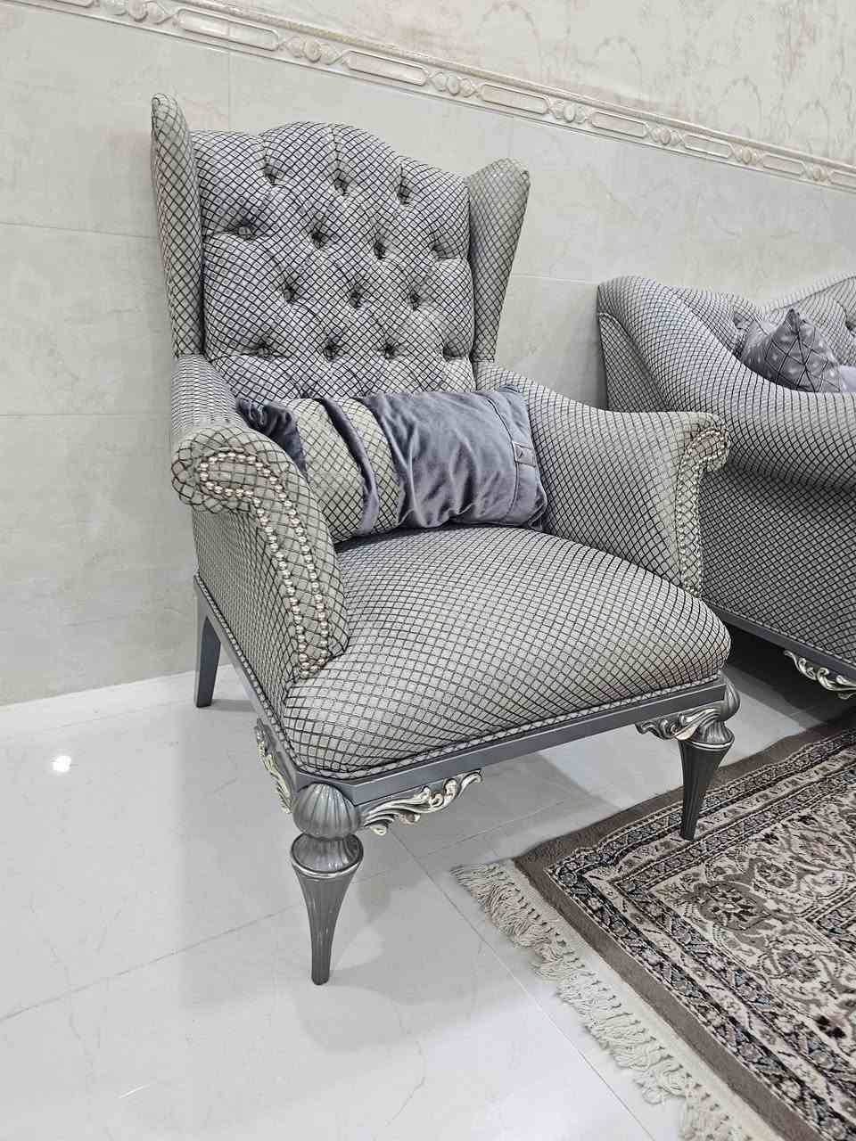 تخم تركي نص كلاسك ونص مودرن 8 نفرات مع طبلات أيضًا
*********** ***********
