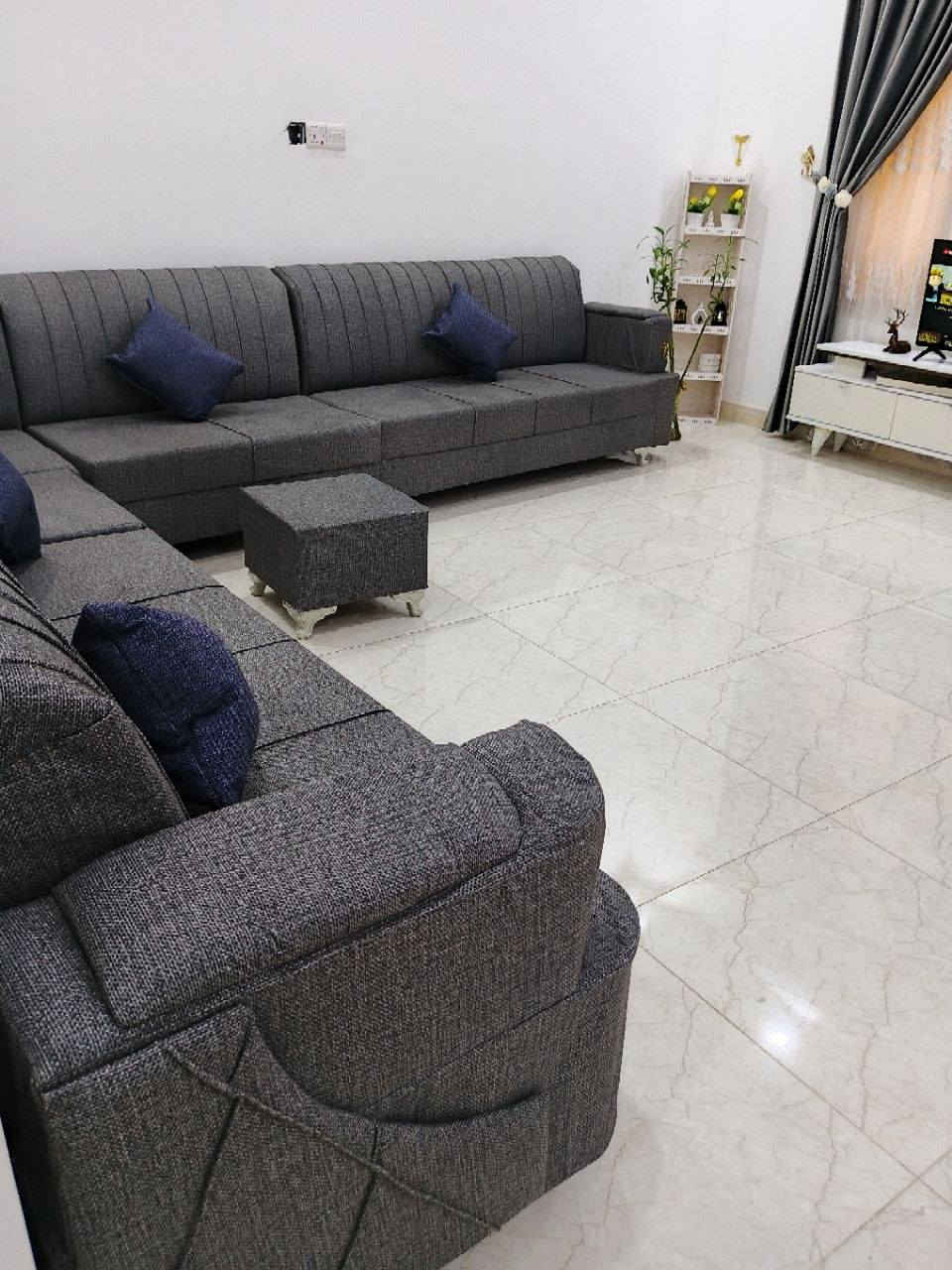 قنفات جديدات غير مستخدمات  عشر مقاعد ورابع كوشايات وطبله كما موضح امامك قاعده بلايود السعر 250 وبيهن للستفسار هاذا الرقم ‏‪+9647713167773‬‏ العنوان البصره تنومه نهر حسن


**إذا كنت صاحب هذا الإعلان وتريد حذفه لأي سبب، رجاءا أرسل رسالة إلى الدعم الفني**