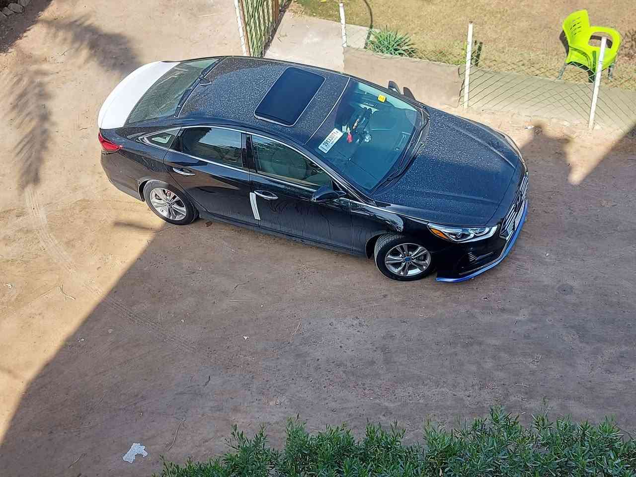 السلام عليكم ورحمة الله وبركاته. .
————————————————————————
اسم السيارة : هيونداي سوناتا لمتد 
الفئة : لمتد 
الموديل : 2018
عداد المسافة :85000 
رقم السيارة : بابل 
السعر: 160 ورقة وبيها مجال
الضرر : كما موضح بالصور جاملغ امامي بدون ايرباك محرك كير دواخل مكفولة من ڪل شي 
————————————————————————
1-حجم المحرك 4 سلندر 2400
2-بصمة باب و بصمة تشغيل   وفتح الصندوق
4- لايتات زينون عالي ناصي اصل عدسه دواره
5- فتحة سقف بانوراما  
6- اشارات بالمرايا الجانبية
7- رادار جانبي 
8- حساسات  خلفية  
9-كامره دواره 
10- غرفة السيارة جلد
11-ذاكرة خزن ميموري لكرسي السائق 
12- تحكم كهربائي لمقاعد المقدمة 
13- شاشة كبيرة 
14- 3 وضعيات للقيادة 
15-الكراسي الامامية تبريد + تدفئة
16-شاحن وايرليس لاسلكي
17- تحكم ستيرن جهتين متكامل

وباقي الموصفات المعروفة
 
السعر المطلوب 160 وبيها مجال

الرقم :-***********

🔴العنوان:كربلاء
