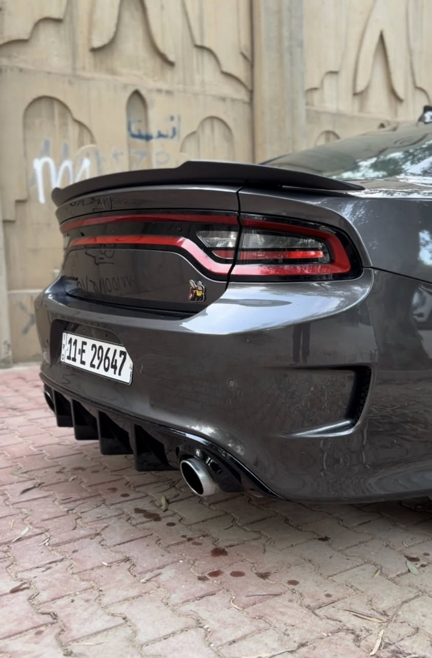 جارجر سكات باك ٢٠٢٣ ((رقم بغداد)) للبيع
السعر 235 وبيه مجال
ماشيه ٢٤ الف 
مواصفات كشنات قماش 
شاشة كبيرة
سستم صوت الباين
حساسات خلفية 
كرسي السايق كهرباء
تدفئة كشنات تدفئة ستيرن
عليها برمجة فصلة مفتوحة حماوه ثابتة واكزوز معدل وكلش قوية السيارة 
حادث السيارة موضح بالصور البنيد مبدل و جاملغ خلفي  مصبوغ شبر منه ايرباك ستيرن ودشبول 
مكان السيارة بغداد الحارثية
للاستفسار ***********
