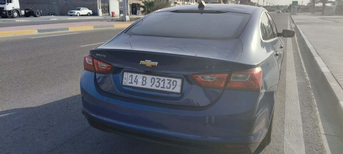 ماليبو 2023 معوقين بصرة رقم انكليزي جديد
المعوق شاب ويسوي وكالة ماعده اي مشكلة
المواصفات LS
شاشة كبيرة 
ابل كار بلي اندرويد اوتو
مكينة 1500 تيربو
كشنات مخمل 
فول تحكم ستيرن 
رادار امامي وخلفي 
نظام تحديد مسار 
السيارة بيها بس بنيد ونفسه مصلح 
السيارة كلها ليبل واحد بدون اي تبديل 
 بيها ايرباك الدركة فقط
والسيارة جاهزه من كلشي وبالعافية على الياخذها
السعر 120 وبيها مجال رقم الهاتف *********** بي واتس اب
