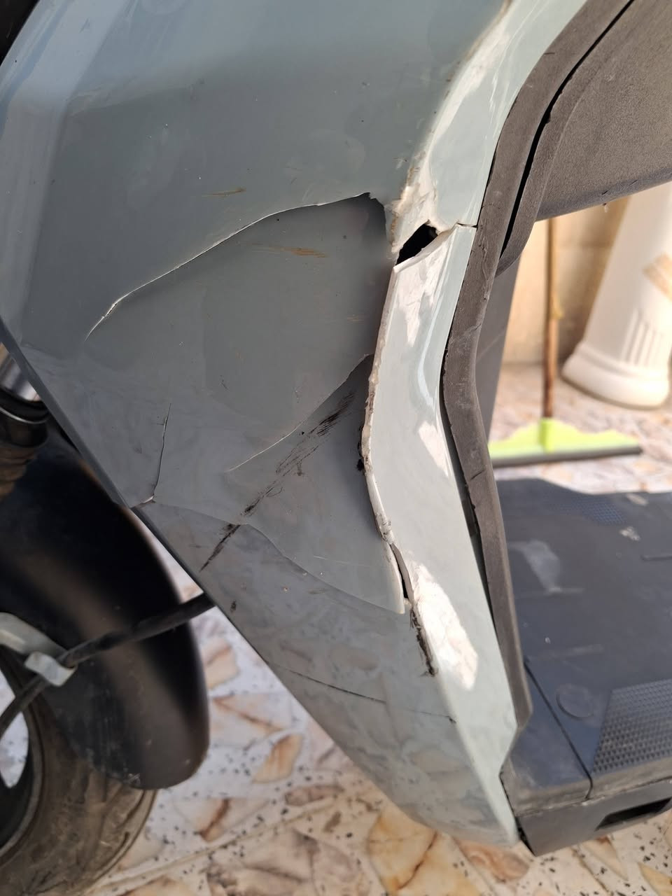 سلام عليكم دراجه شحن
دراجه شحن ٢٠٢٤ للبيع بطاريات حامضي 60v 20A عددهن ٥ 
الدراجه بيه ضربه من كدام واضحه رايده ب٢٥٠الف وبيها مجال. للطيبين مكاني واسط الكوت الهوره


**إذا كنت صاحب هذا الإعلان وتريد حذفه لأي سبب، رجاءا أرسل رسالة إلى الدعم الفني**