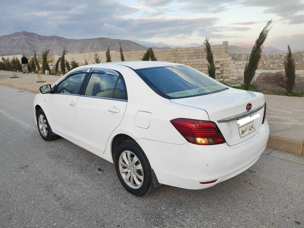 بیوایدی f5 2014 رەقەم هەولیر گێر عادی بەسمە کامێرا شاشە کوشن جڵد گێڕو مەکینە تەبریت بیلان بەشەر هیج کێشتیەکیان نیە سەنەوی بەسەرچووە دوو پارچەی بۆیاغ هەیە بای 52 گەلایە مەجالێکی زۆر کەم .
***********
*********** رانية, السليمانية
