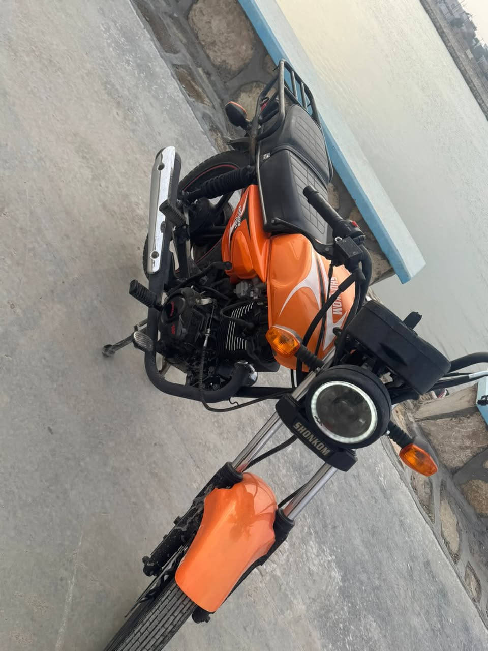 السلام عليكم..للبيع شاينك موديل 25 مكفوله الدراجه نضيفه حيل اوراق سكنر كامله وصل معرض سعره 800 مكاني بابل المسيب ‭٠٧٨١ ٨٦٩ ٧٦٩٩‬
