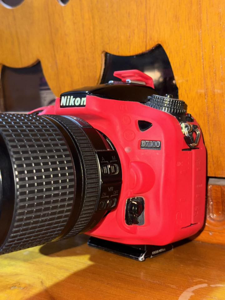 كامره نيكون 7100عدسه 55-18بطاريه شاحنه حزام كامل نضيفه فول بشرط للبيع بسعر 475او مراوسه مع احدث مكاني موصل


**إذا كنت صاحب هذا الإعلان وتريد حذفه لأي سبب، رجاءا أرسل رسالة إلى الدعم الفني**