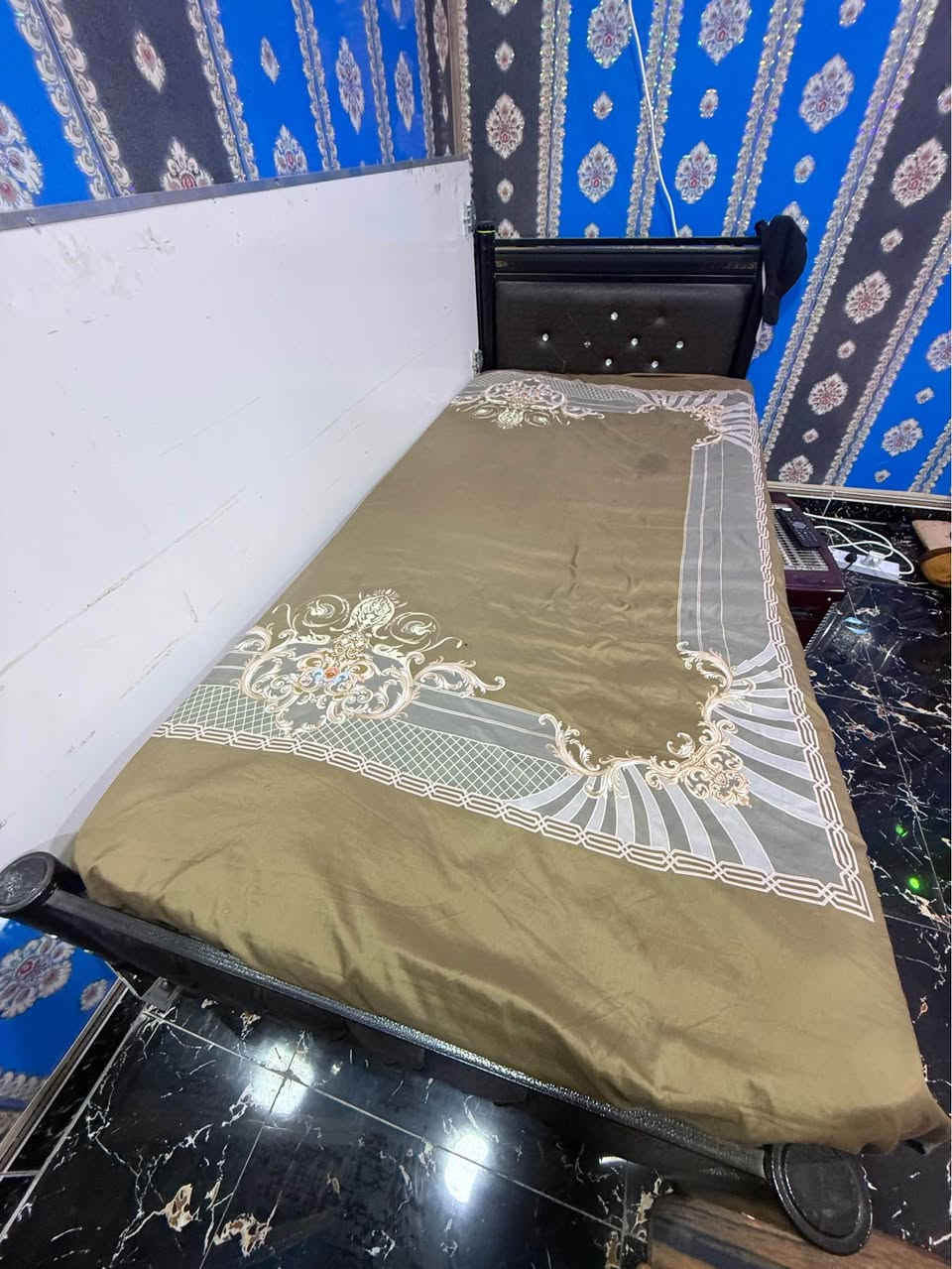 چرابي عدد 2 للبيع مستعمل شبه جديد السعر أثنينهن ب65
تجي تشوف بعينك + اكتب سعر بالتعليقات وانا اجاوبك الزبير, البصرة


**إذا كنت صاحب هذا الإعلان وتريد حذفه لأي سبب، رجاءا أرسل رسالة إلى الدعم الفني**