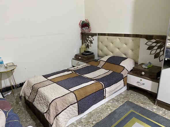 سلام عليكم غرفه تركيه حلوه ام نفر كامله ونضيفه  ٣ قطع سعره ٤٠٠  مكان بصره زبير رقم ***********
