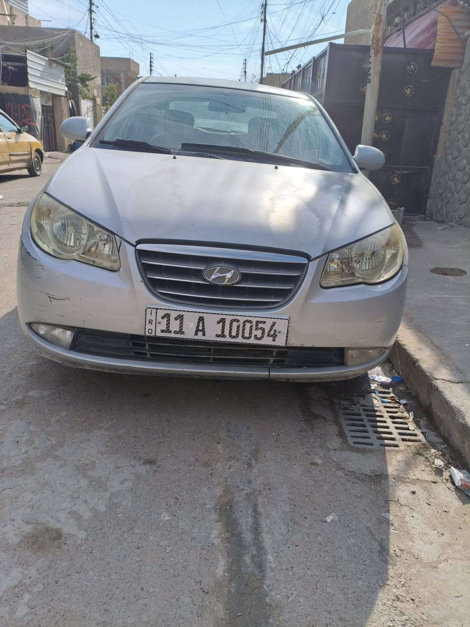 السلام عليكم النترا افانتي للبيع موديل 2008 سياره مكينه جديده حداده جديده تخم تاير جديد هزه رقم انكليزي بغداد قبل شهر محوله وسياره جاهزه من كلشي فقط الكشر يحتاج صبغ السعر 81 بيه مجال شي بسيط رقم ***********
