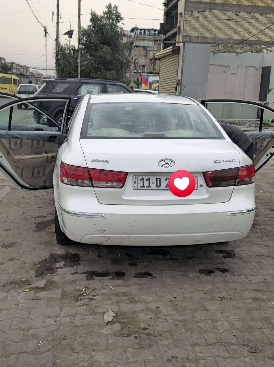 سياره سوناتا موديل ٢٠١٠
موديل 2010

وارد خليجي

لون ابيض صدفي 

سياره جاهزه حداديه وصدر 

مكفول الكير والمكينه

 تبريد ثلج اشاير بل مري

سياره ضربتها جاملغ امامي وبيها كم ضربه موجوده بل صور 

دواخل جلد 

شاشه 

بنورامه

سياره بسمي تحويل مباشر 

سعر ١٢٥ وبيها مجال 

هاتف :***********

عنوان سياره : بغداد مدينه الصدر
