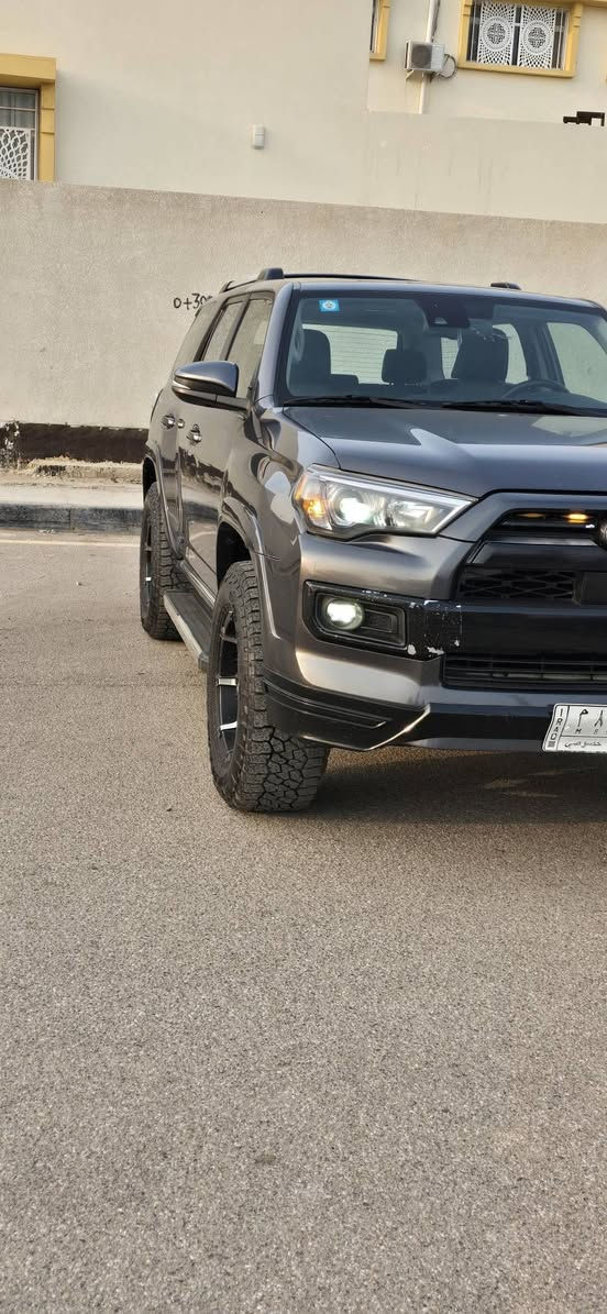 2022 Toyota 4runner, SR5
ماشية 74
فول بريميوم 
سلايد 
بصمة
كشنات جلد وكهرباء وتدفئة 
رادار امامي وجانبي 
7 راكب
توويل
سيارة مكفولة من الضرر والضربة
بارد بسيط جداً ورصعة صغيرة
بدون صبغ فقط دعاميات
رقم بغداد
السيارة جداً نظيفة 
بدون ايرباك
السيارة مزودة
البجم مغلف PDF
السيارة ما بيها اي ضرر كما موضح في الصور 
داخلة بدون دعاميات وبارد على كد ٣ اصابع 
السيارة جداً نظيفة شرط الفحص والسونار 
السعر 335$

***********

