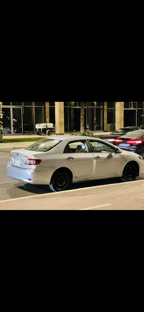 سلام و عليكوم كورلا ٢٠٠٩ خلجي مكينه ١٦ ثلاث قطع سبغ بدون دواخل جمالغ سكن و بابين بدون دواخل سنوي منهتي شرط تحويل كير محرك بشرط شراي خابر سعر ٩٩ بي مجال 
***********
