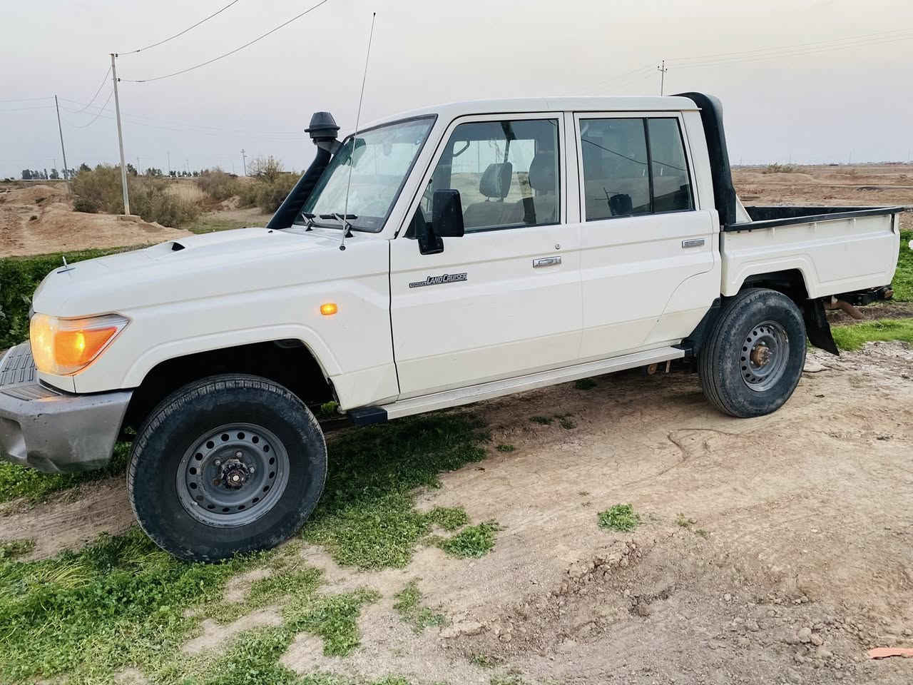 سلام عليكم سياره البيع لاندكروز حوثيه 8 اسلندر كاز موديل 2018 الاستفسار الرقم ***********
